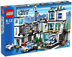 LEGO 7744 Police Headquarters – Used | Grade A