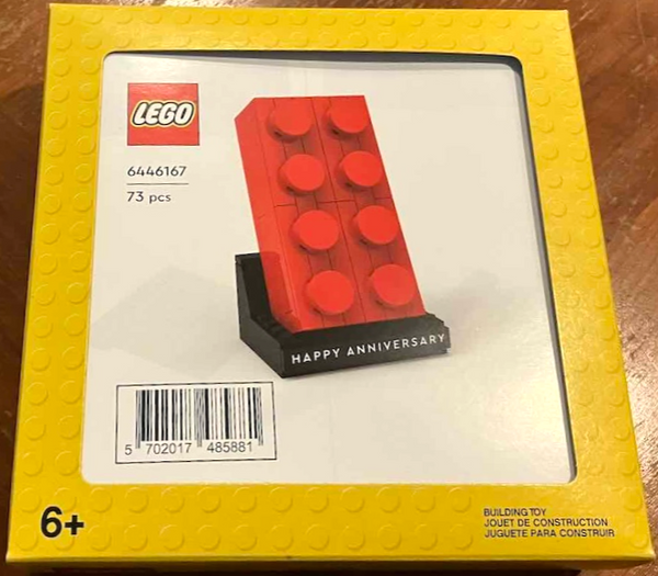 6446167 Lego Red Brick -- Store Anniversary Set – Like New | Grade A